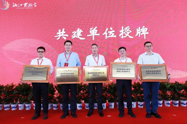 1657499311487020685.jpg 12.jpg